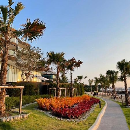 Symphony Of The Sea Hotel Bangsaen Eksteriør billede