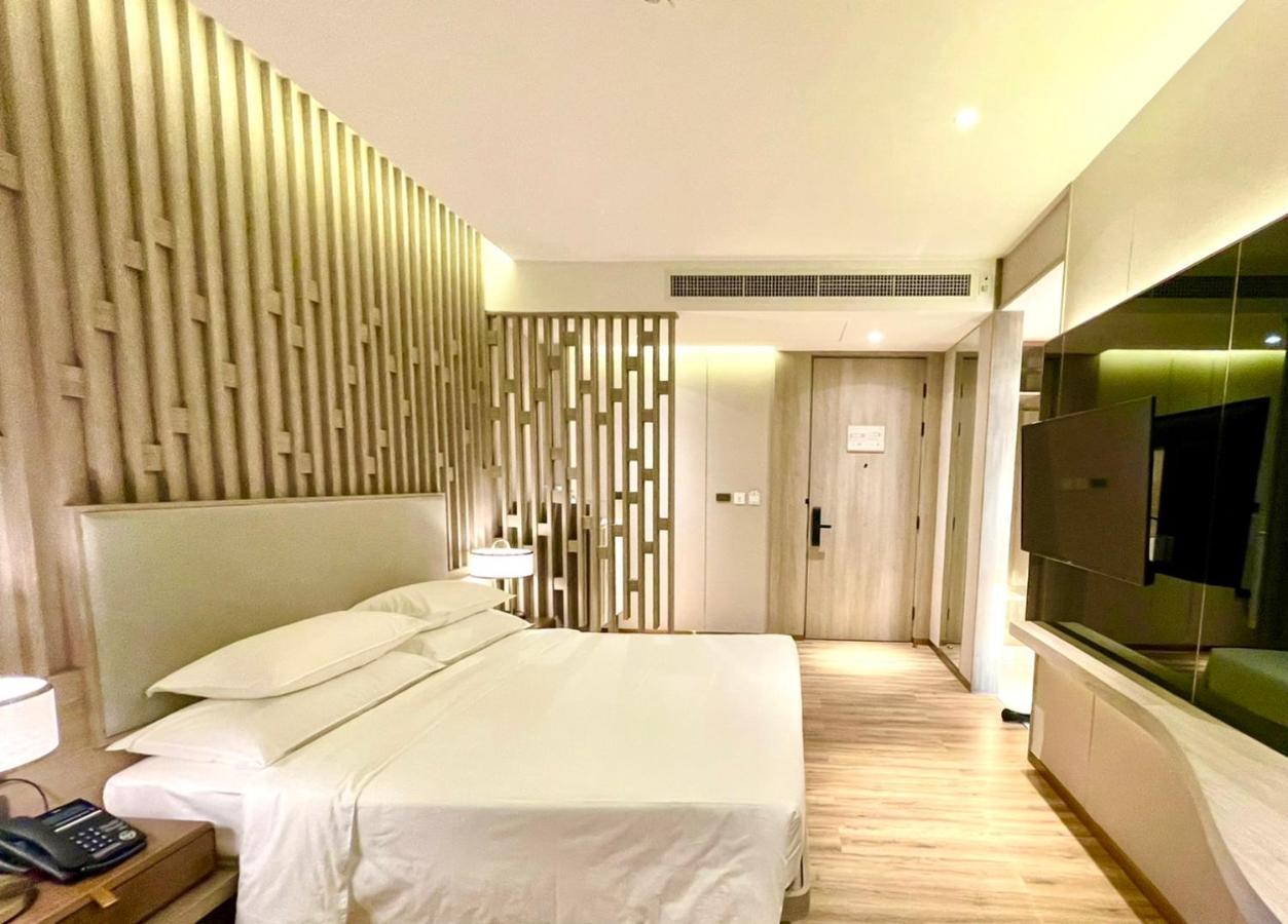 Symphony Of The Sea Hotel Bangsaen Eksteriør billede