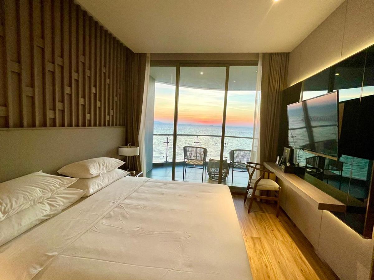 Symphony Of The Sea Hotel Bangsaen Eksteriør billede