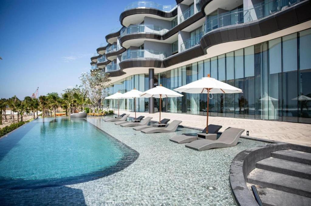 Symphony Of The Sea Hotel Bangsaen Eksteriør billede